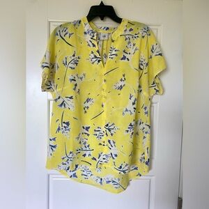 Cabi Women’s Stevie Top Floral Blouse size Medium
